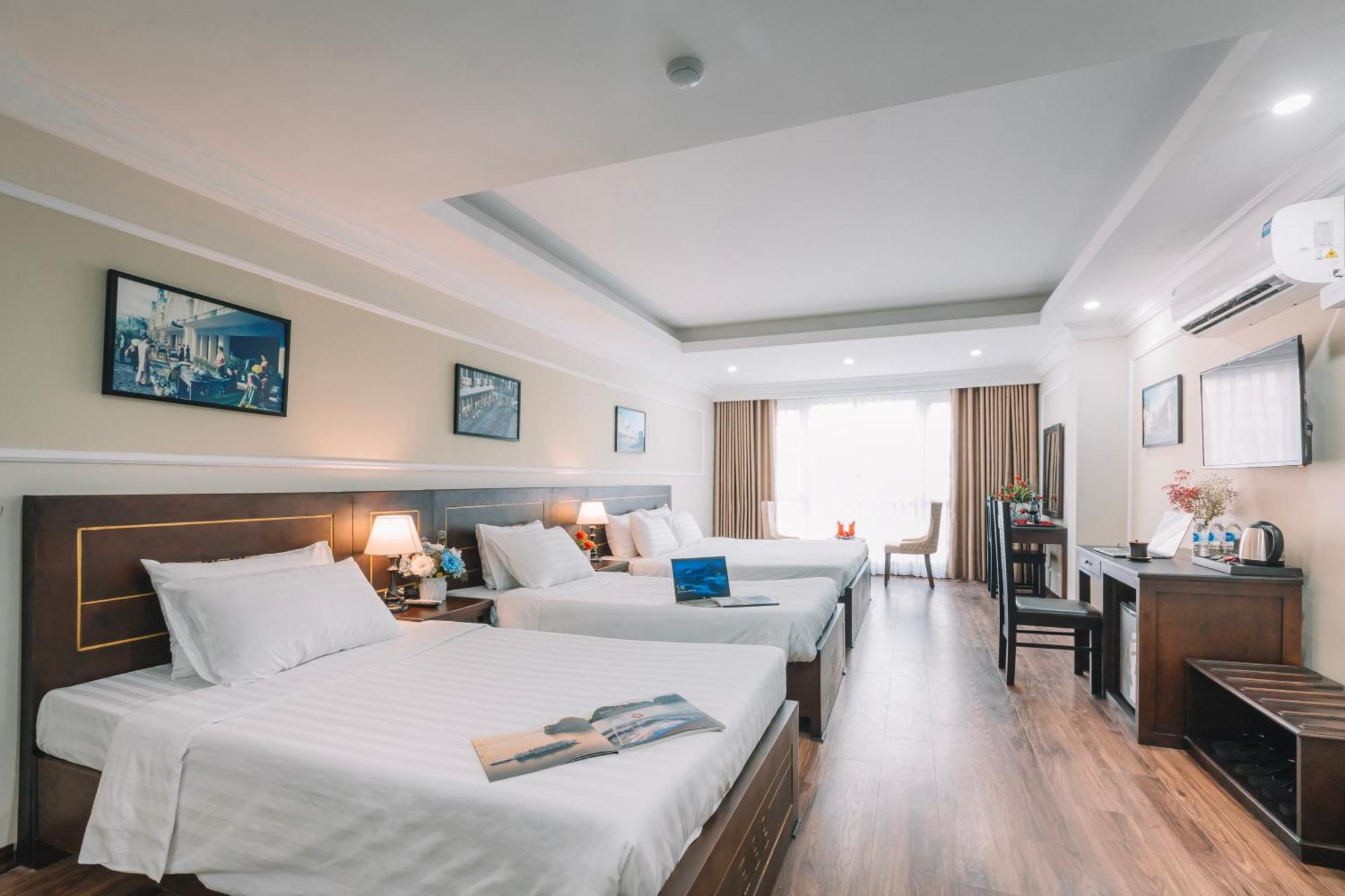 Ha Noi Lake View Hotel & Travel ฮานอย ภายนอก รูปภาพ