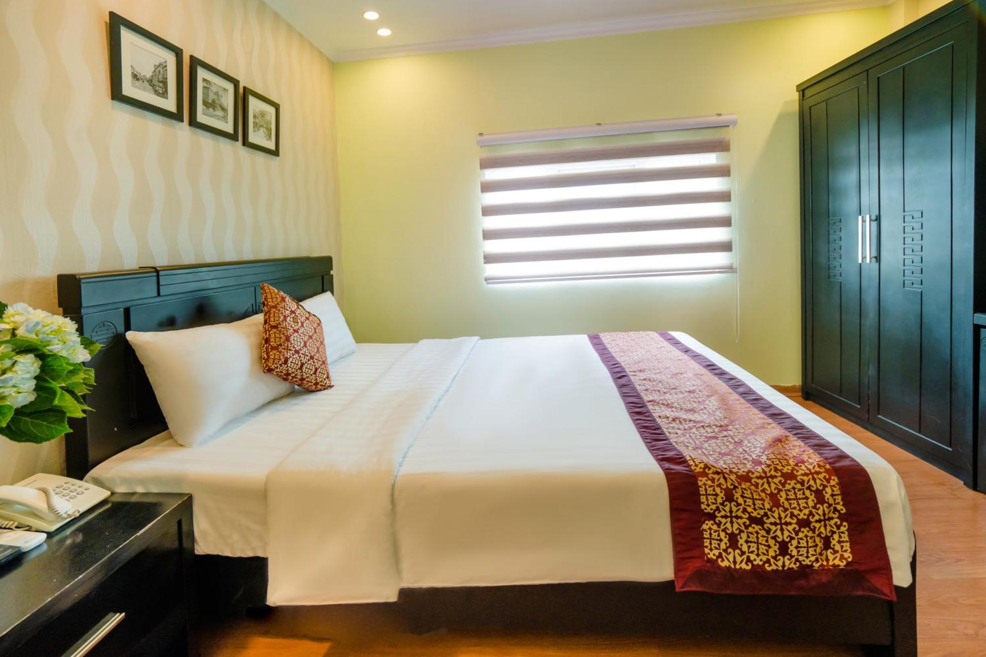 Ha Noi Lake View Hotel & Travel ฮานอย ภายนอก รูปภาพ