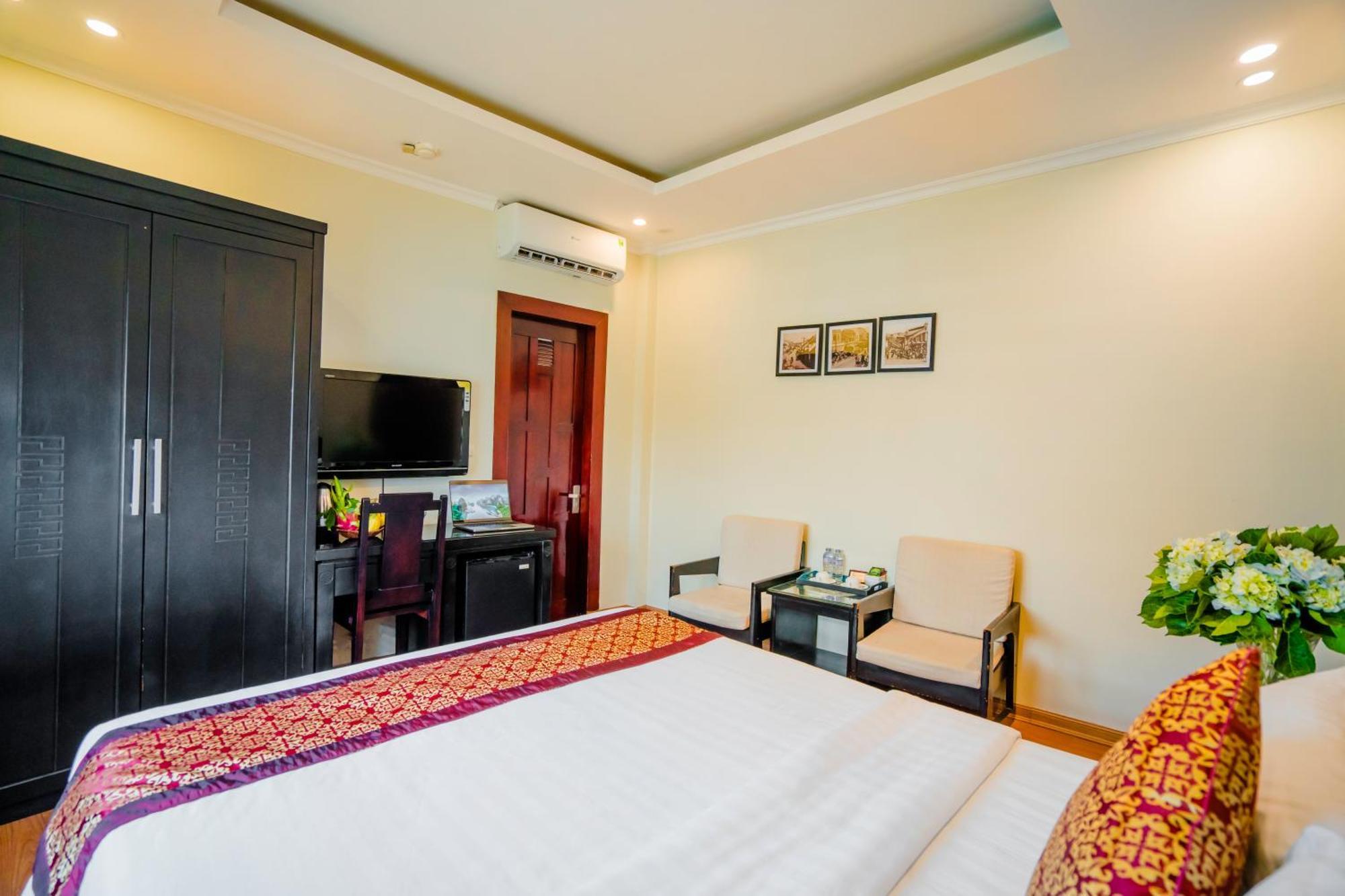 Ha Noi Lake View Hotel & Travel ฮานอย ภายนอก รูปภาพ